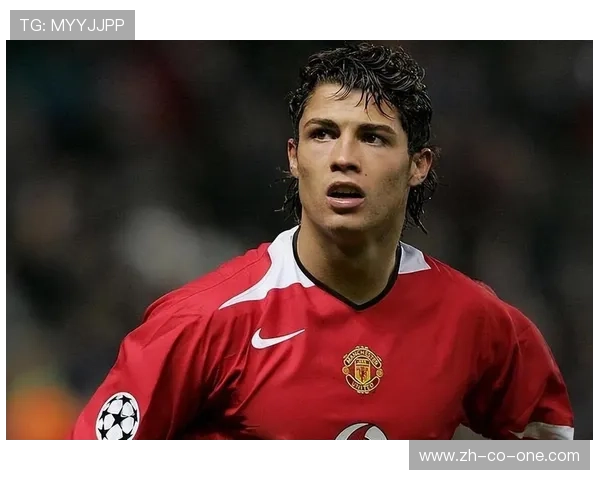 足球场上泪水纵横球星背后的辛酸与坚持令人动容